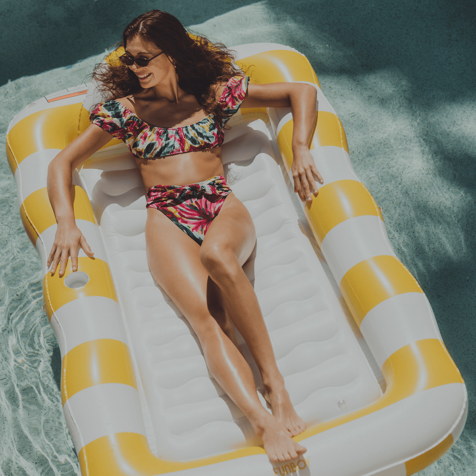 Tanning Pool Lounger: Yellow & White Stripes - FUNBOY
