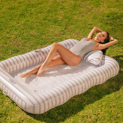 Tanning Pool Lounger: White & Navy Stripes - FUNBOY