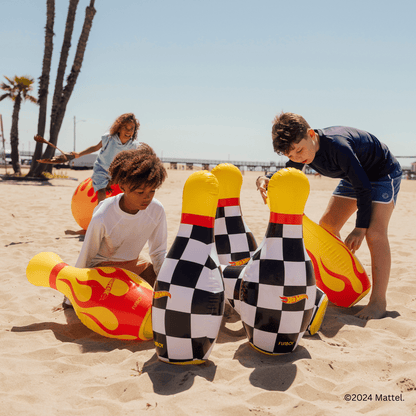 Hot Wheels Checkered Flame Backyard Bowling Set - FUNBOY